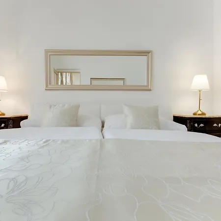 Appartement Old Town Royal With Giant Terrace