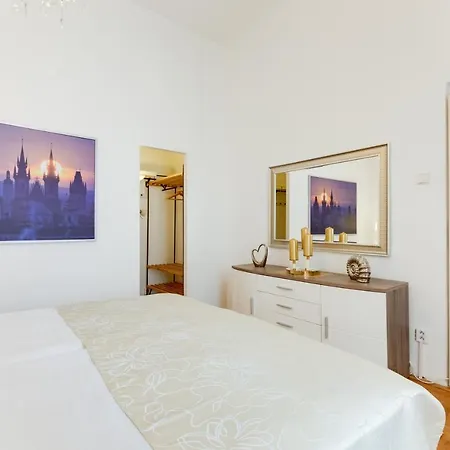 Appartement Old Town Royal With Giant Terrace *