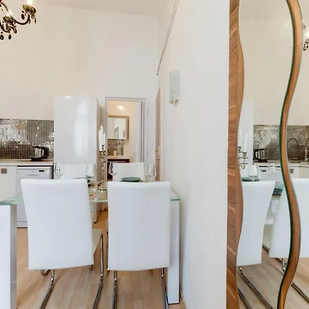 Old Town Royal With Giant Terrace Appartement Prague