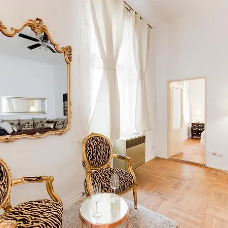 Appartement Old Town Royal With Giant Terrace *